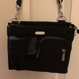 Baggallini Everywhere Bag Black Crossbody